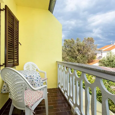 Drago *cosy & Close To The Beach! * Krk Town