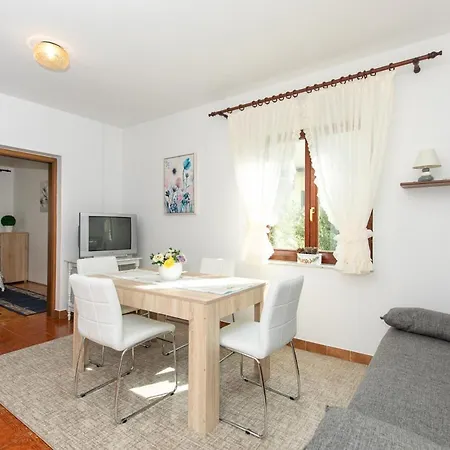 Apartment Drago *cosy & Close To The Beach!