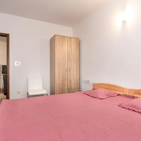 Drago *cosy & Close To The Beach! Apartment