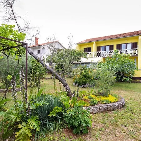 Drago *cosy & Close To The Beach! Krk Town