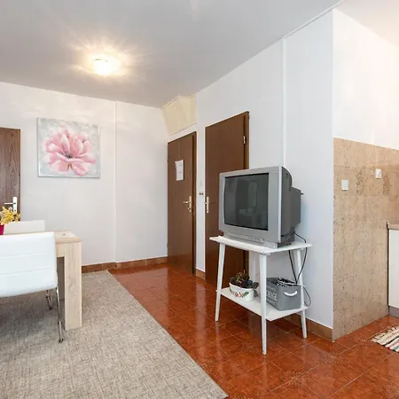 Apartment Drago *cosy & Close To The Beach! *