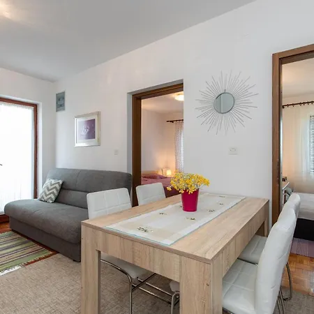 Drago *cosy & Close To The Beach! *